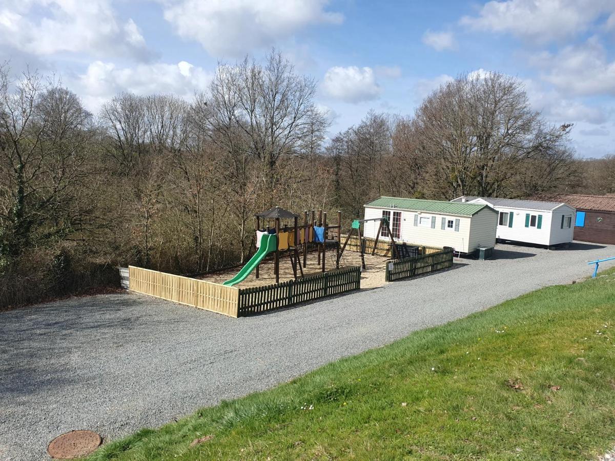 Camping Du Puy Rond Bressuire Exterior foto