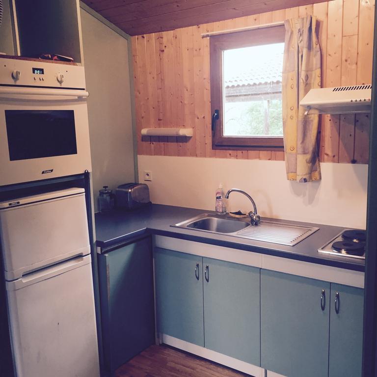 Camping Du Puy Rond Bressuire Quarto foto