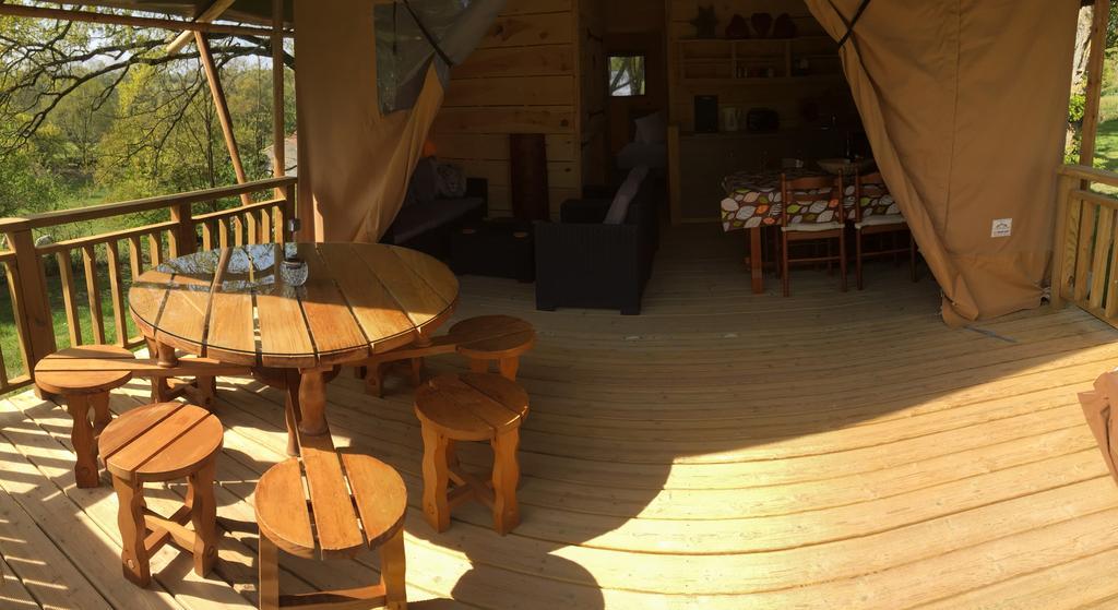 Camping Du Puy Rond Bressuire Exterior foto