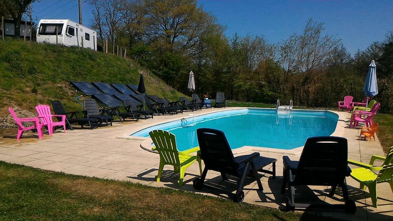 Camping Du Puy Rond Bressuire Exterior foto