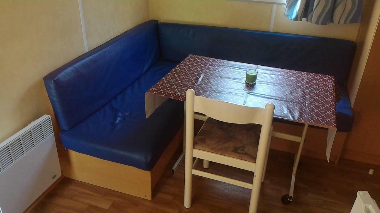 Camping Du Puy Rond Bressuire Exterior foto